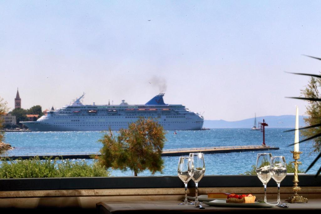 Hotel Niko Zadar Luaran gambar
